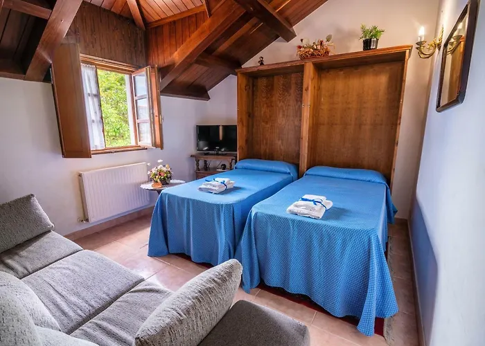 Rurales El Ferreiron * Castropol